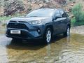 Toyota RAV4 2019 года за 13 450 000 тг. в Кызылорда