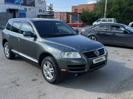 Volkswagen Touareg 2006 года за 5 500 000 тг. в Астана – фото 5