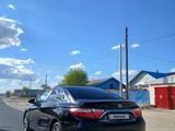 Toyota Camry 2015 года за 6 999 999 тг. в Актобе – фото 3