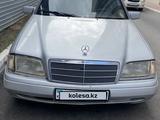 Mercedes-Benz C 180 1996 года за 1 250 000 тг. в Астана – фото 4