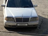 Mercedes-Benz C 180 1996 года за 1 300 000 тг. в Астана