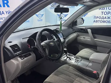 Toyota Highlander 2010 года за 10 390 000 тг. в Тараз – фото 3