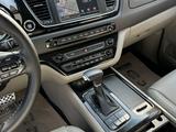 Kia Carnival 2016 года за 10 000 000 тг. в Шымкент – фото 4