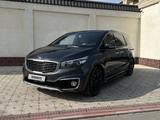 Kia Carnival 2016 года за 10 000 000 тг. в Шымкент – фото 3