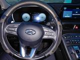 Hyundai Santa Fe 2023 годаүшін20 500 000 тг. в Семей – фото 5