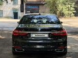 BMW 750 2016 годаүшін23 500 000 тг. в Семей – фото 3