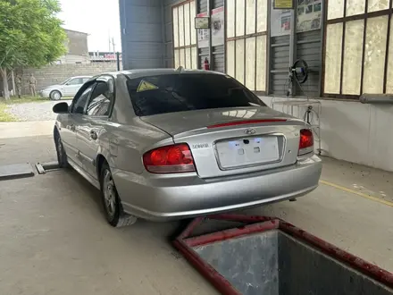 Hyundai Sonata 2005 года за 2 700 000 тг. в Шымкент – фото 3