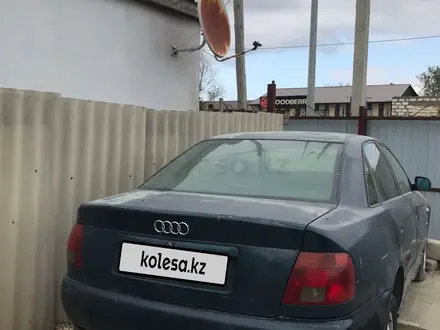 Audi A4 1995 года за 1 000 000 тг. в Атырау