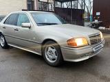 Mercedes-Benz C 220 1995 года за 2 150 000 тг. в Алматы – фото 4