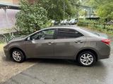 Toyota Corolla 2018 года за 8 000 000 тг. в Уральск – фото 2
