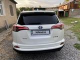 Toyota RAV4 2016 годаүшін10 000 000 тг. в Шымкент – фото 2