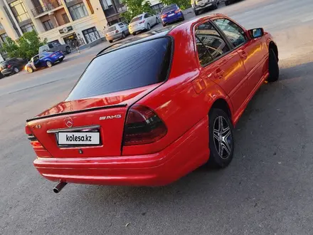 Mercedes-Benz C 220 1994 года за 1 900 000 тг. в Алматы – фото 3