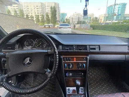 Mercedes-Benz E 320 1991 года за 2 000 000 тг. в Алматы – фото 7