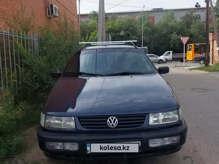 Volkswagen Passat 1995 года за 2 000 000 тг. в Павлодар – фото 2