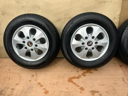 Dunlop Grandtrek PT3 205/70R15 c дисками от Ниссан Эльгранд Е50 6*139.7 за 140 000 тг. в Алматы – фото 2