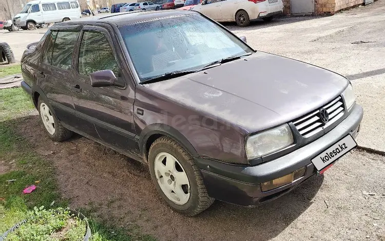 Volkswagen Vento 1994 года за 1 400 000 тг. в Караганда