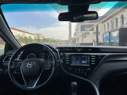 Toyota Camry 2019 года за 11 300 000 тг. в Шымкент – фото 13