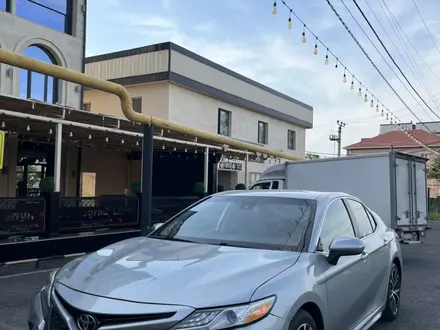 Toyota Camry 2019 года за 11 300 000 тг. в Шымкент – фото 3