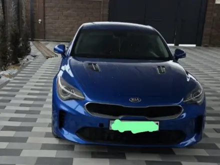 Kia Stinger 2018 года за 11 000 000 тг. в Алматы – фото 2