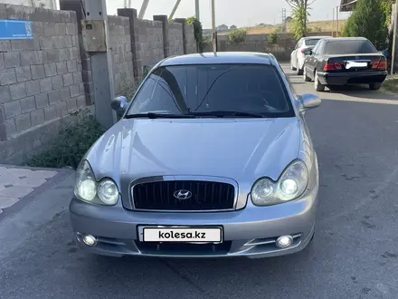 Hyundai Sonata 2002 года за 2 800 000 тг. в Шымкент – фото 2