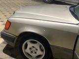 Mercedes-Benz E 230 1990 годаfor1 550 000 тг. в Жанатас – фото 5