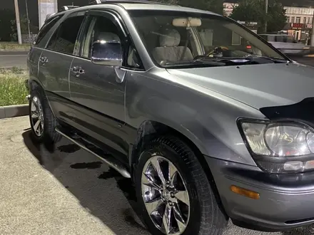 Lexus RX 300 2001 года за 7 300 000 тг. в Тараз – фото 2