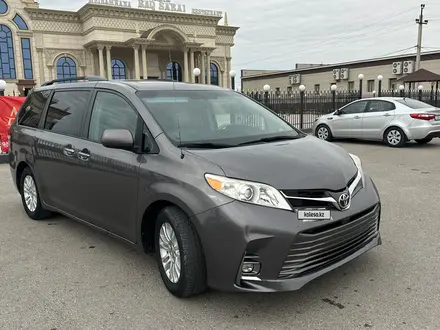 Toyota Sienna 2014 года за 11 200 000 тг. в Актау – фото 4