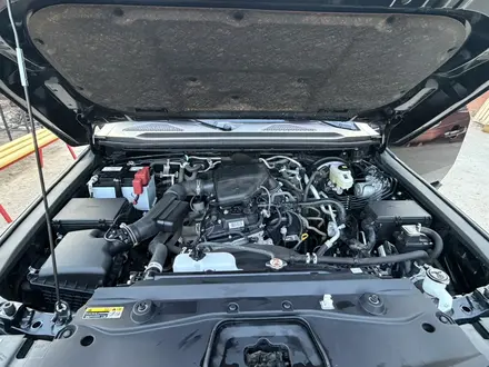 Toyota Land Cruiser Prado 2024 года за 28 600 000 тг. в Актобе – фото 17