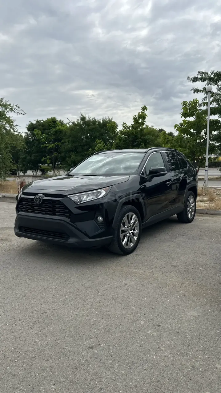 Toyota RAV4, 2020