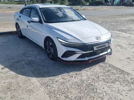 Hyundai Elantra 2023 года за 8 400 000 тг. в Кызылорда – фото 4