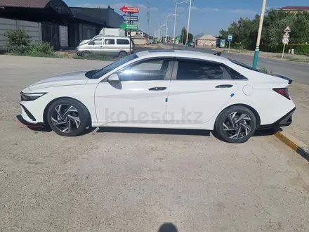 Hyundai Elantra 2023 года за 8 400 000 тг. в Кызылорда – фото 7