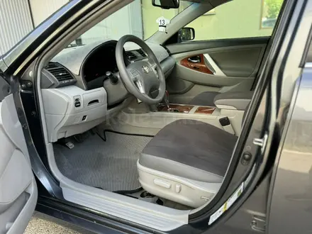 Toyota Camry 2010 года за 6 900 000 тг. в Шымкент – фото 34