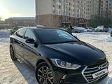 Hyundai Elantra 2018 года за 8 000 000 тг. в Астана