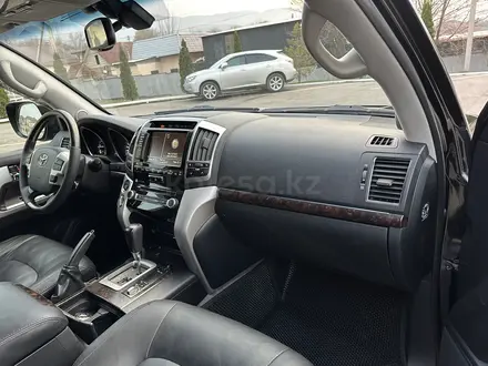 Toyota Land Cruiser 2014 года за 23 000 000 тг. в Алматы – фото 7