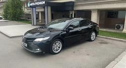 Toyota Camry 2020 года за 17 000 000 тг. в Астана