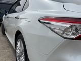 Toyota Camry 2019 года за 18 000 000 тг. в Алматы – фото 2