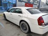 Chrysler 300C 2006 года за 3 700 000 тг. в Алматы – фото 3