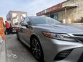 Toyota Camry 2020 года за 11 000 000 тг. в Тараз – фото 2