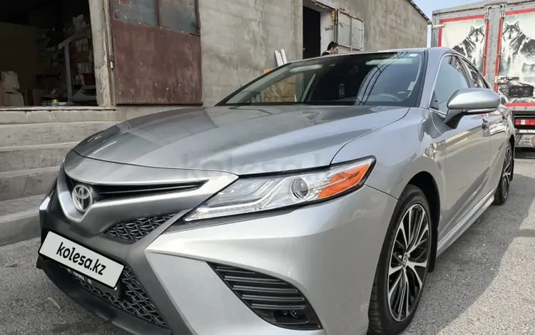 Toyota Camry 2020 года за 11 000 000 тг. в Тараз