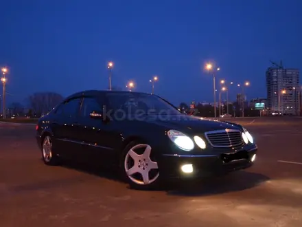 Mercedes-Benz E 320 2004 года за 9 500 000 тг. в Темиртау – фото 3