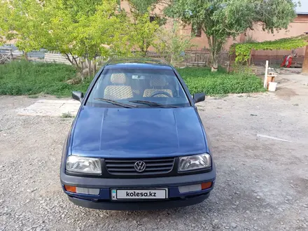 Volkswagen Vento 1993 годаүшін1 000 000 тг. в Кызылорда – фото 2