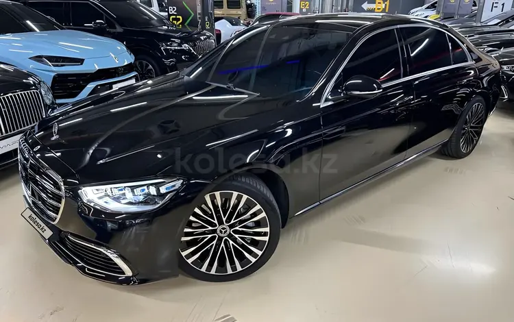 Mercedes-Benz S 580 2022 года за 54 700 000 тг. в Астана