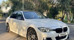 BMW 330 2017 года за 13 000 000 тг. в Алматы – фото 2