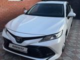 Toyota Camry 2020 года за 13 200 000 тг. в Семей
