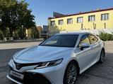 Toyota Camry 2019 года за 12 700 000 тг. в Уральск