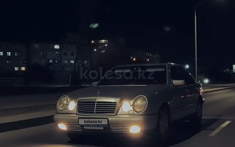 Mercedes-Benz E 320 1998 года за 4 850 000 тг. в Актау