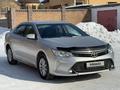 Toyota Camry 2017 годаүшін9 800 000 тг. в Караганда – фото 3