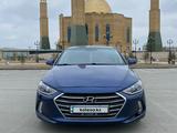 Hyundai Elantra 2017 года за 7 000 000 тг. в Семей – фото 2