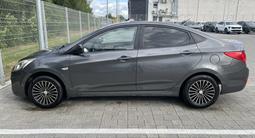 Hyundai Accent 2011 года за 2 600 000 тг. в Актобе – фото 2