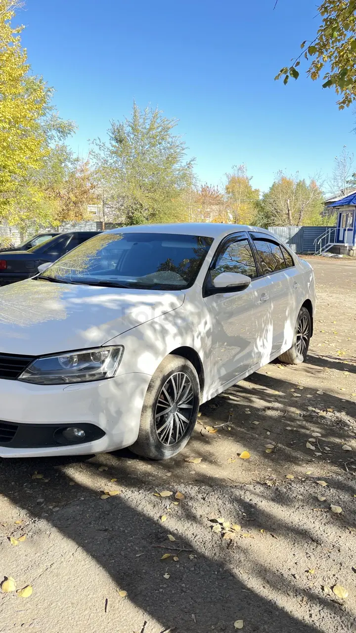 Volkswagen Jetta, 2013
